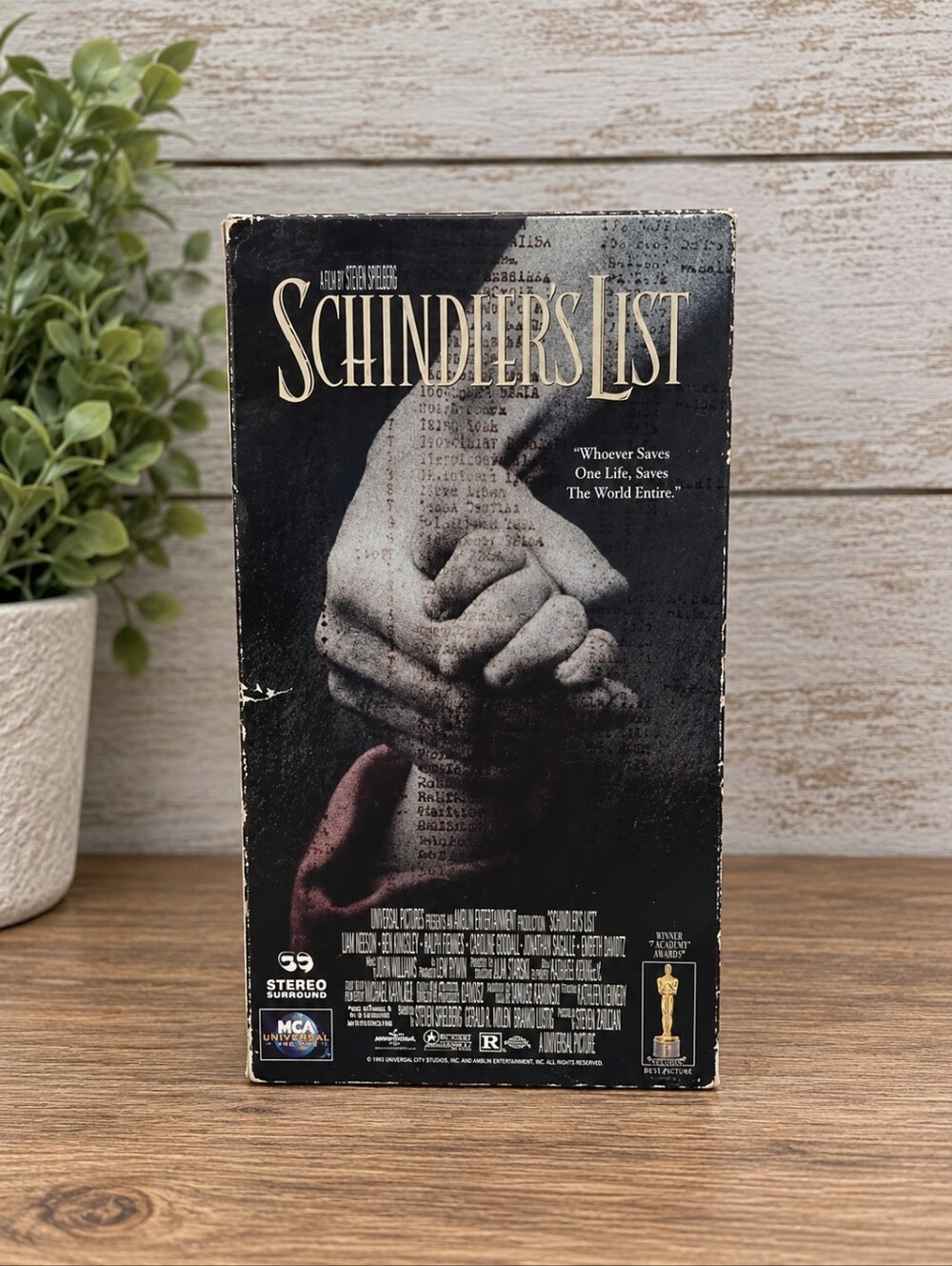 Schindler’s List VHS Tape – War/Drama Classic (1993)